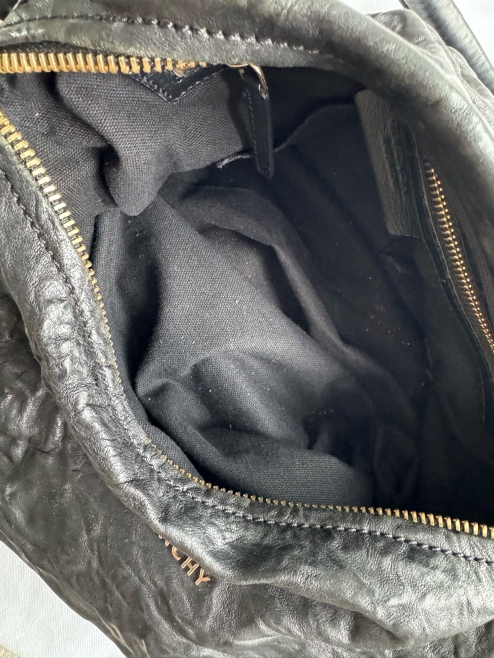 Givenchy Pandora Bag Black with strap - Picture 13 of 16